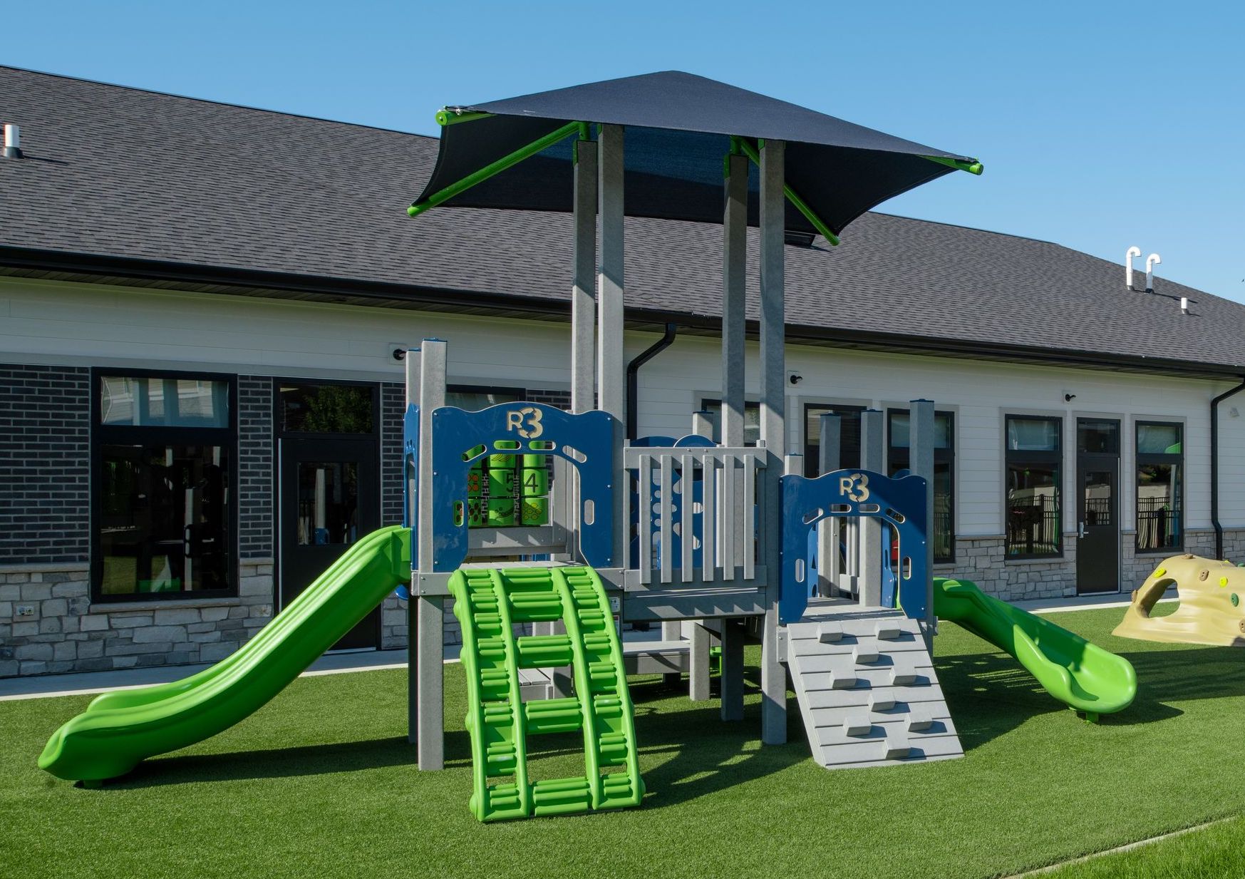 Neighborhood | Recycled Commercial Playground Ages 2–5